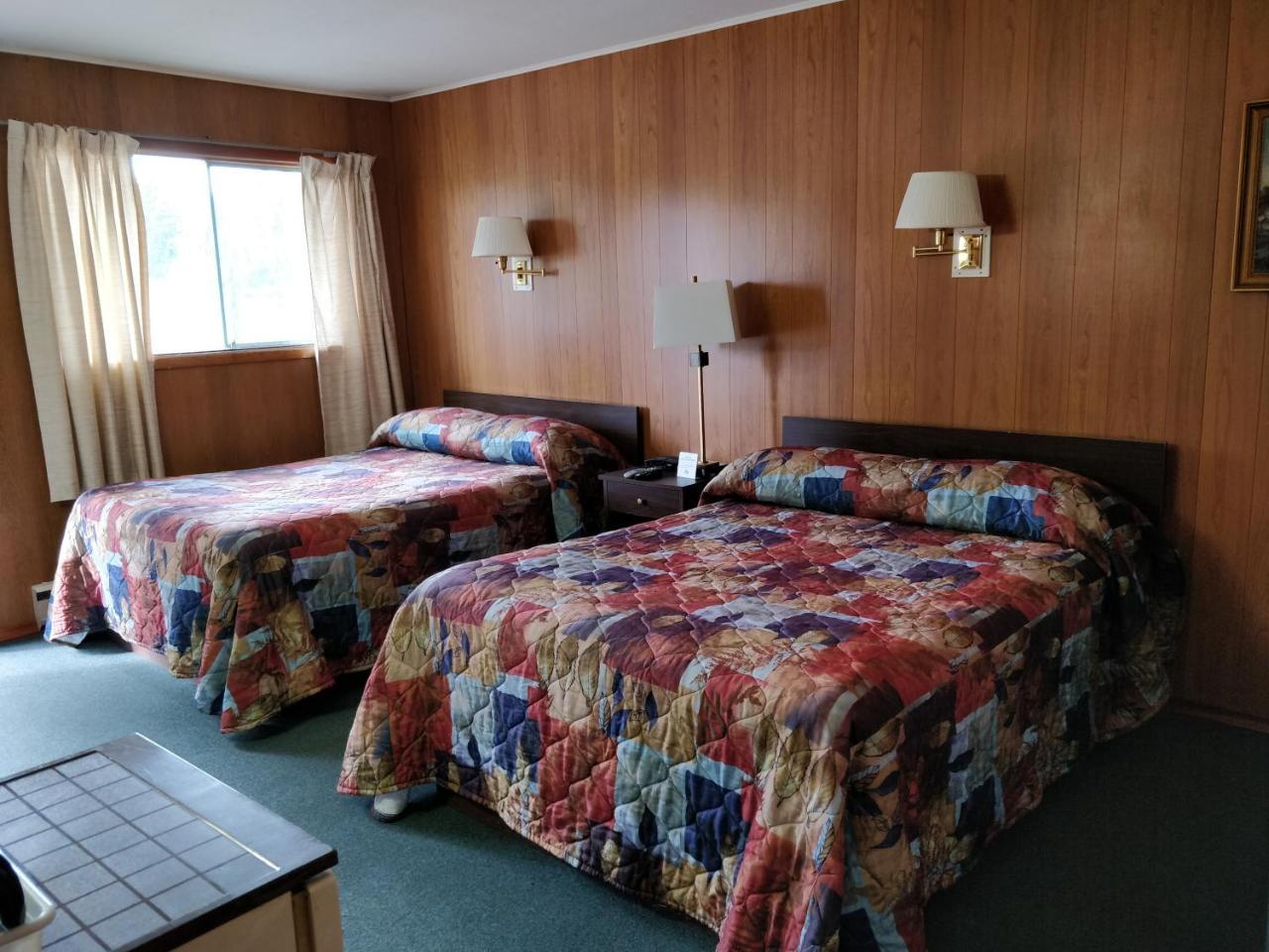Kakabeka Falls Telstar Motel מראה חיצוני תמונה